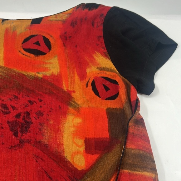 Paradiso Print Tunic With Asymmetric Hem - Picture 12 of 14